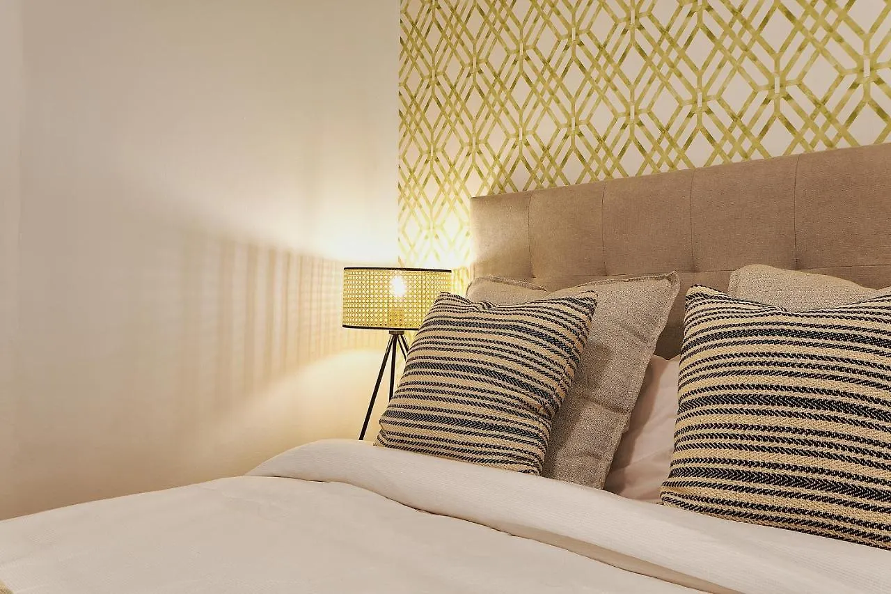 Shine City Center Malaga Hiszpania